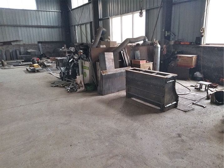 豬槽模具車間